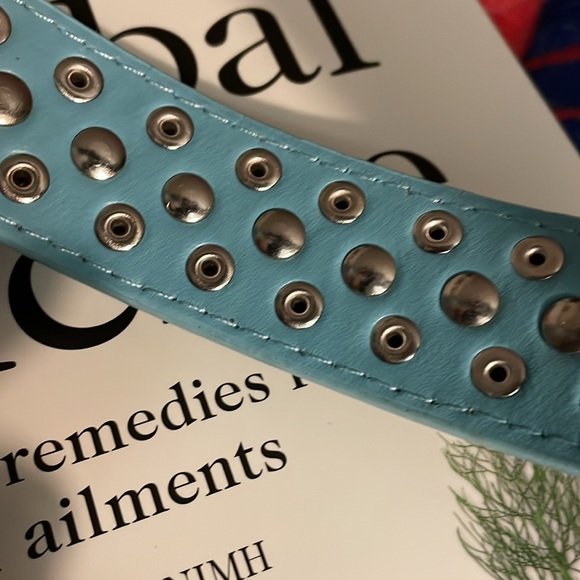 Light Blue Set - Picture 5 of 7